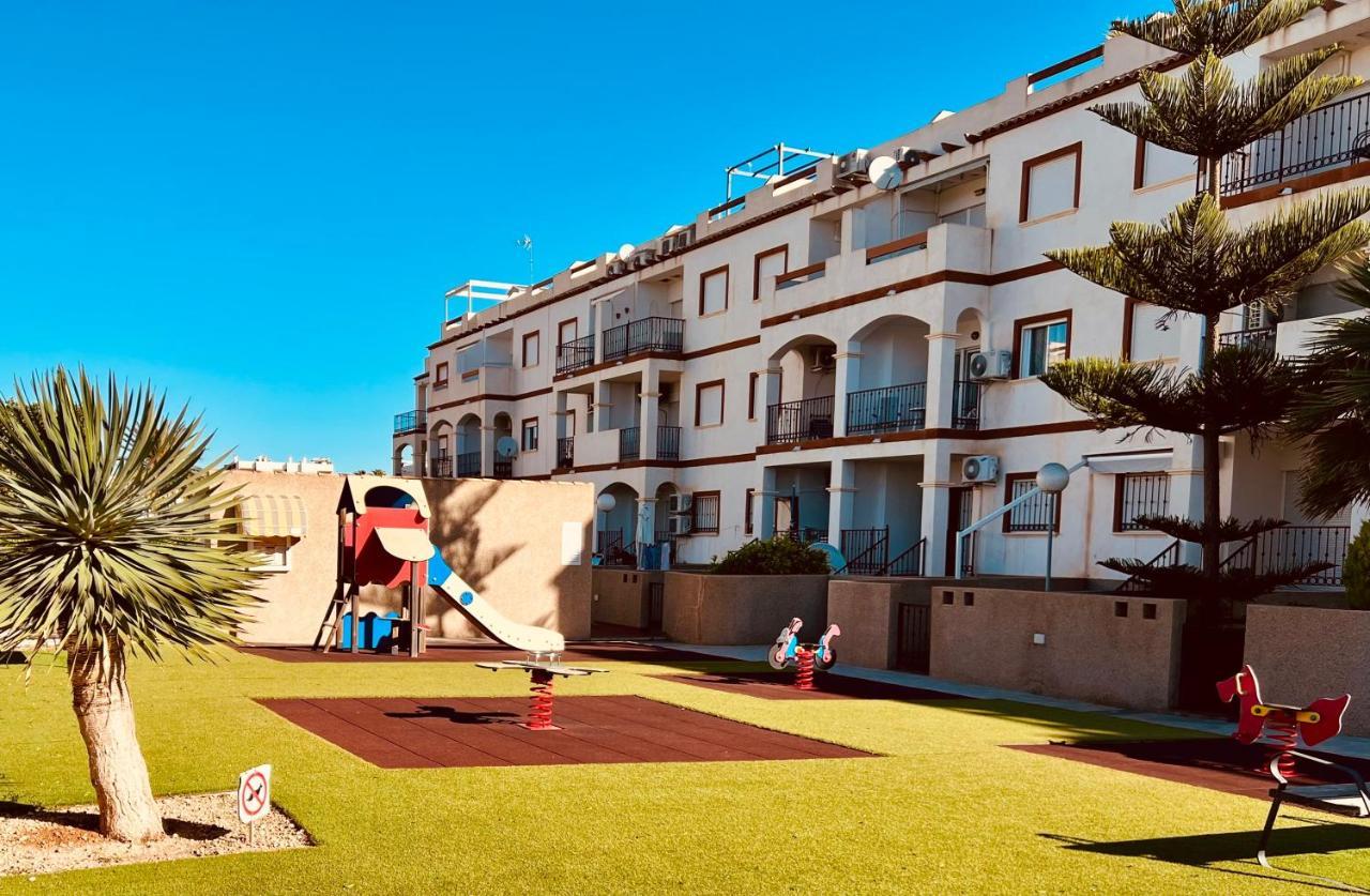 Casa Flania, Seaview, 2-Bedroom, 2-Bathroom Аликанте Екстериор снимка